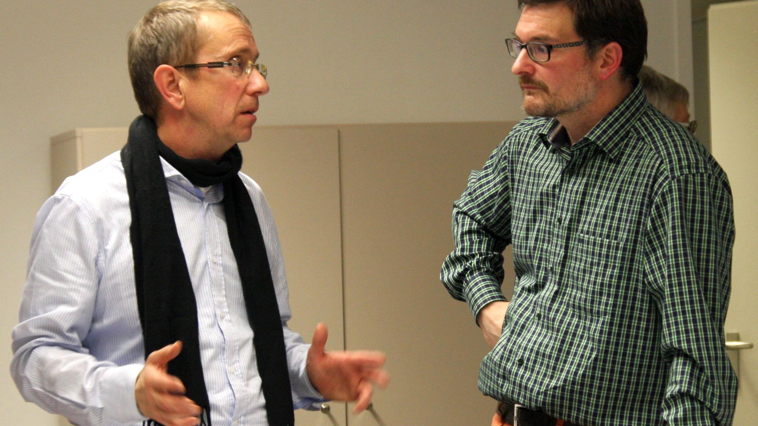 Dechant Clemens Kiefer (li.) und Referent Christian Heckmann (re.) bei dem Dekanatsforum zur Synode im Bistum Trier.