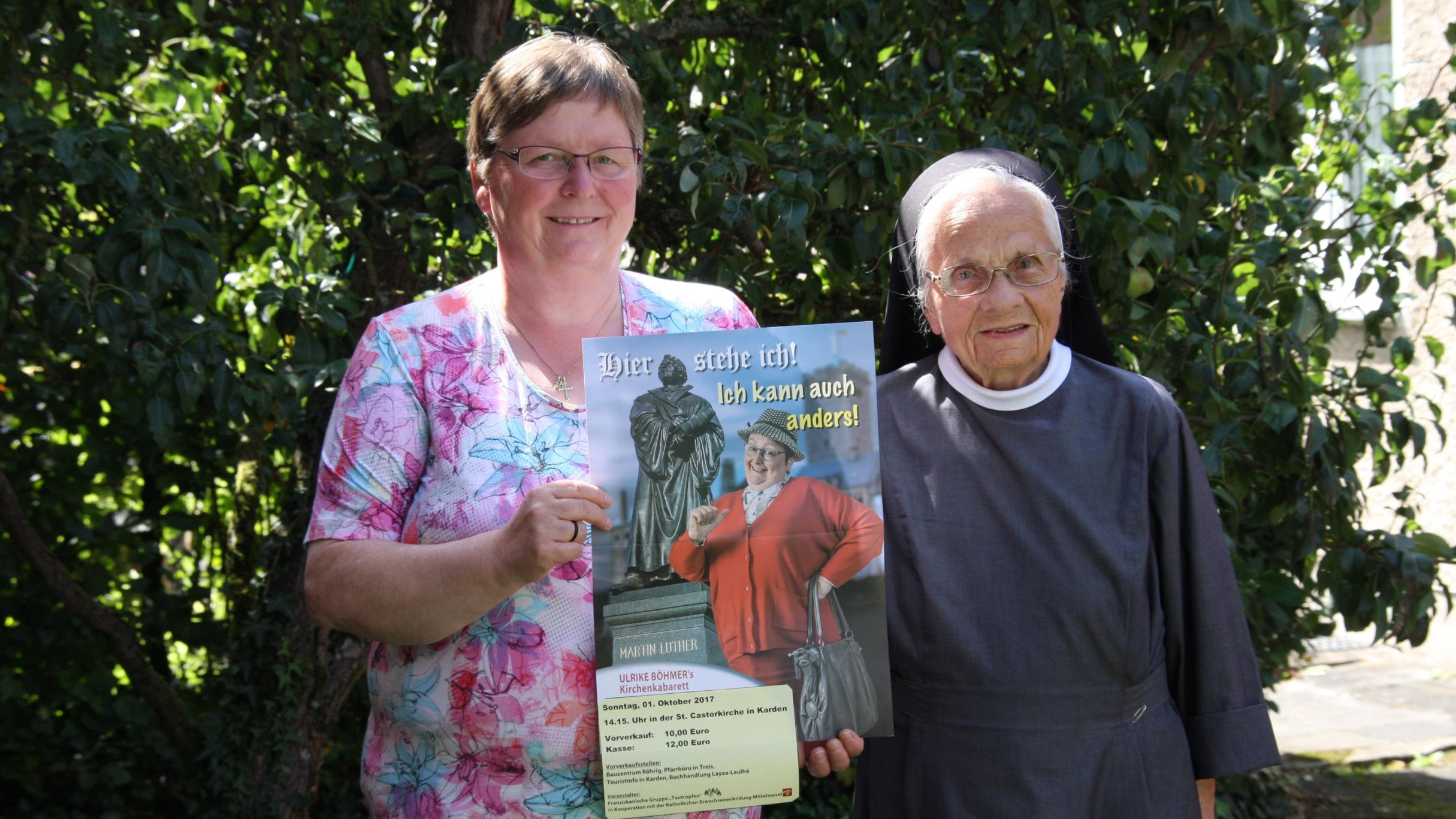 Dietlinde Schmidt (links) und Franziskanerschwester Leonarda freuen sich auf die Jubiläumsfeierlichkeiten.